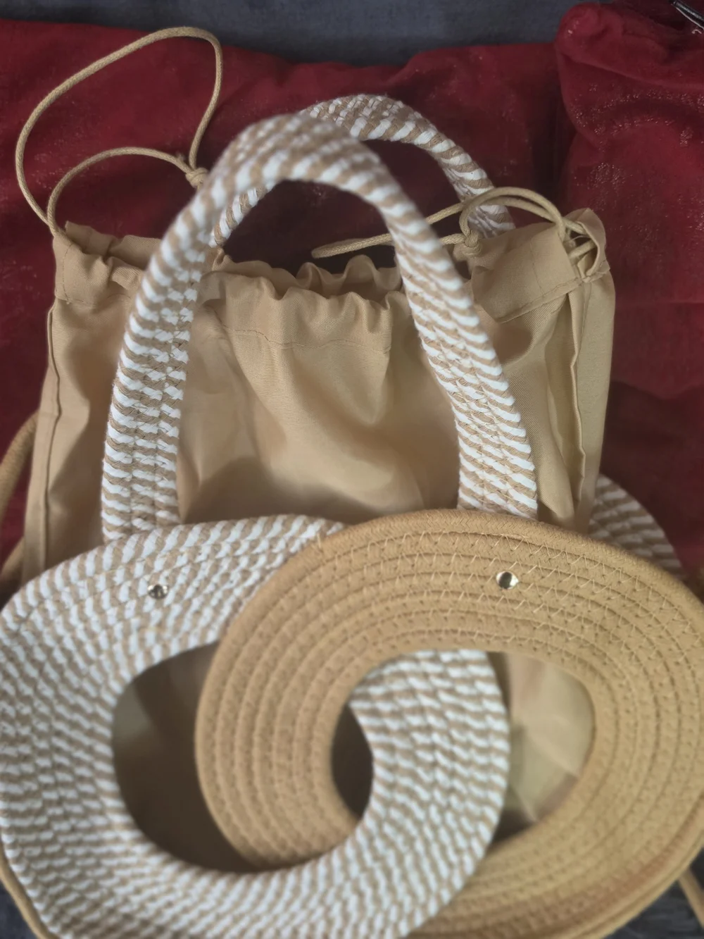 New Round Hollow Woven Straw Handbag/shoulder/ Crossbody Bag